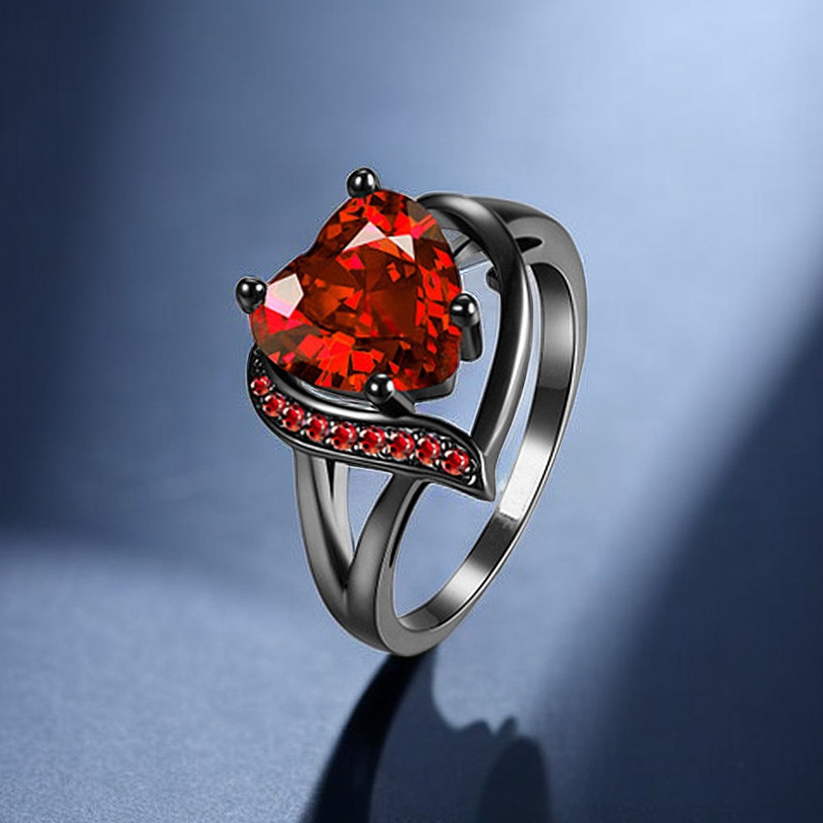Calindra Rosethorne Ring | Hvidguld